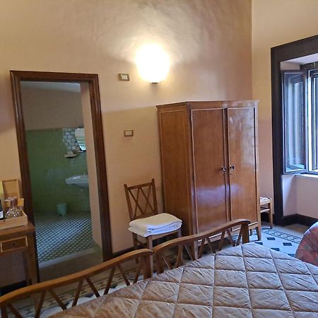 Agriturismo Montecorona ウンベルティデ エクステリア 写真